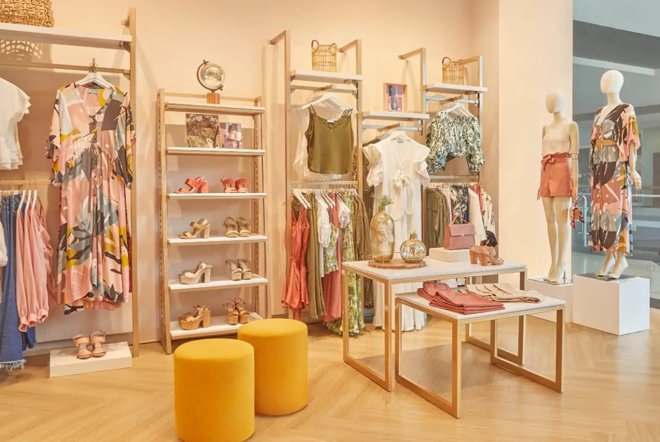 retail showroom interior design bromley london boutique clothing display 04