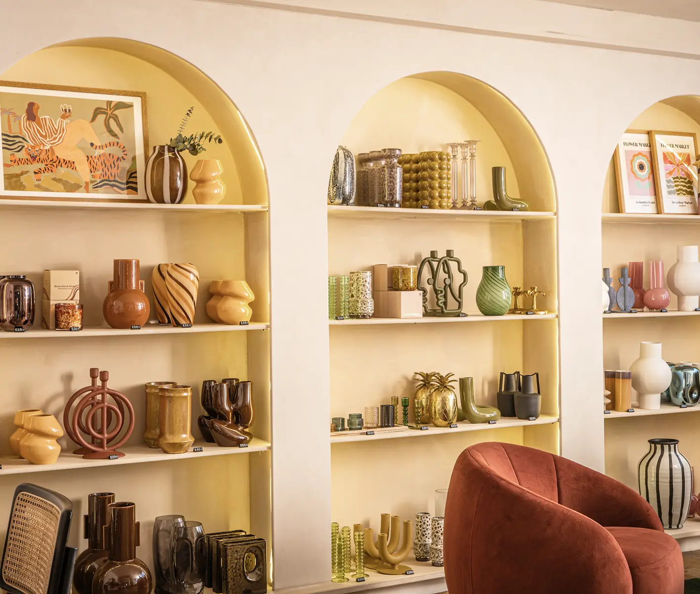showroom Commercial Interior Design Services in Bromley, London
