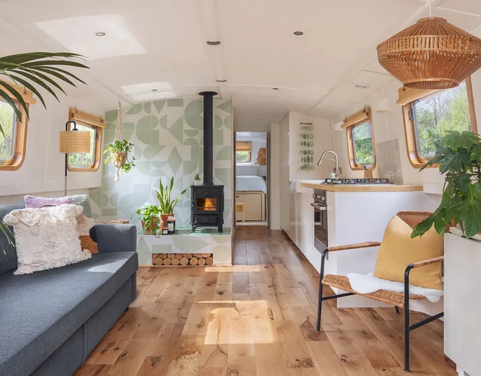 tayrona house boat interior design