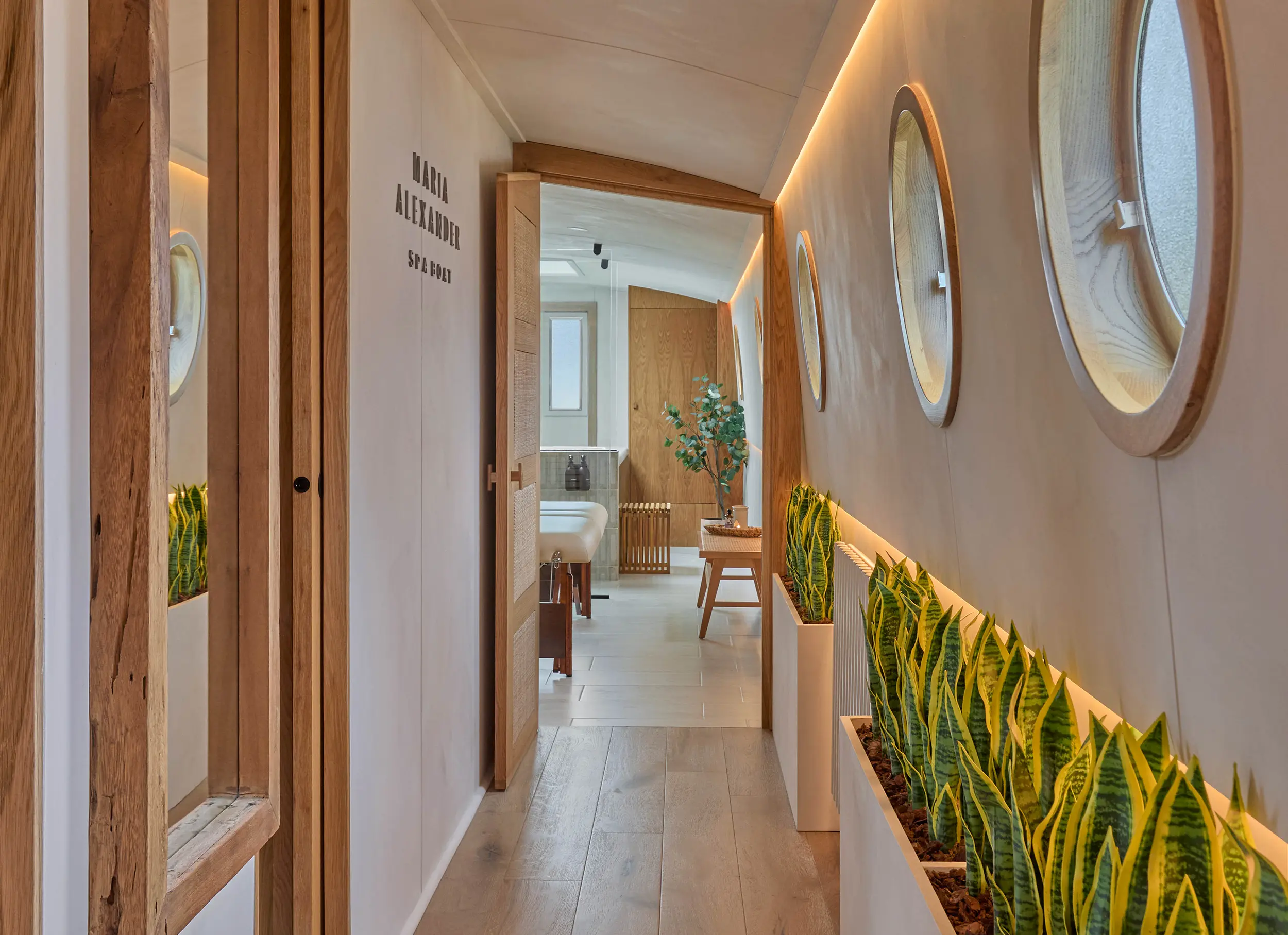 spa boat interior design london 3