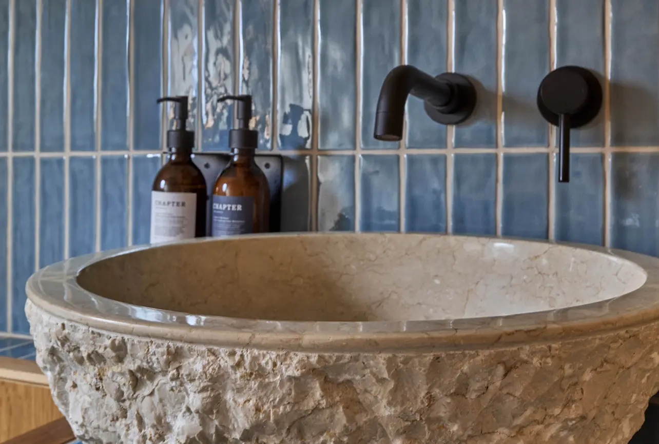 spa boat interior design london 4